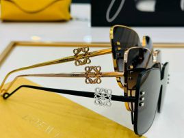 Picture of Loewe Sunglasses _SKUfw57312939fw